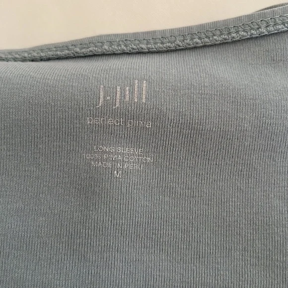 J.Jill perfect Pima Long Sleeve Tee - Powder Blue - Size Medium - Picture 4 of 4